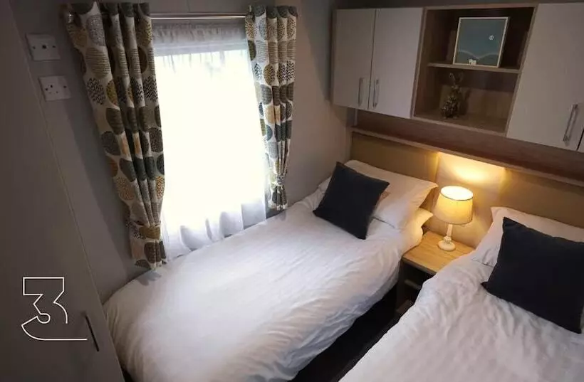 ホテル 9 The Meadows Fallbarrow Bowness In Windermere