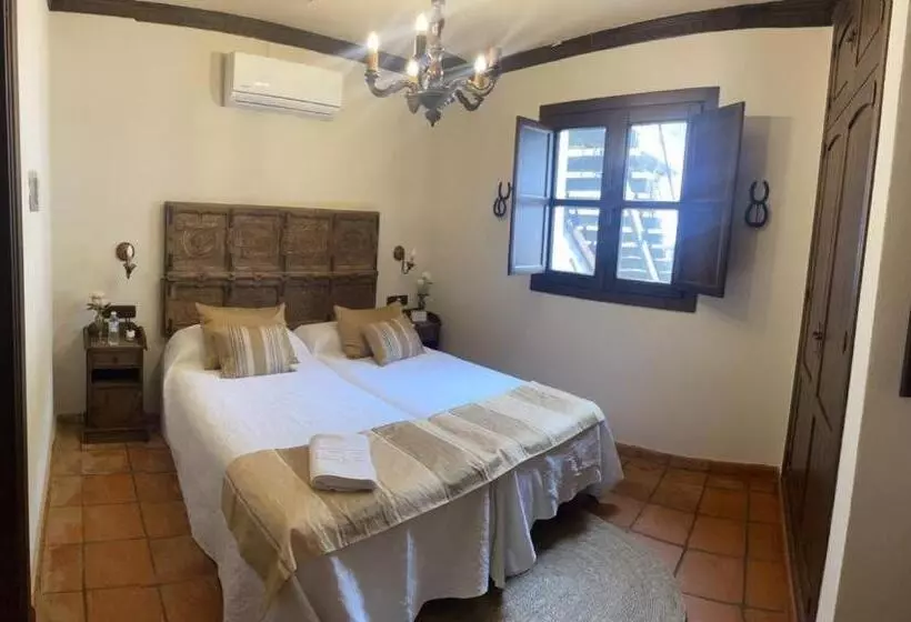 Hotelli La Hoya Del Tajo