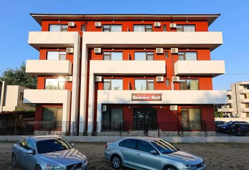 Hotelli Summer Rest