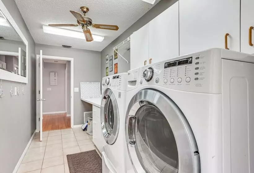 Pet Friendly Bradenton Home W/ Pool: 6 Mi To Beach