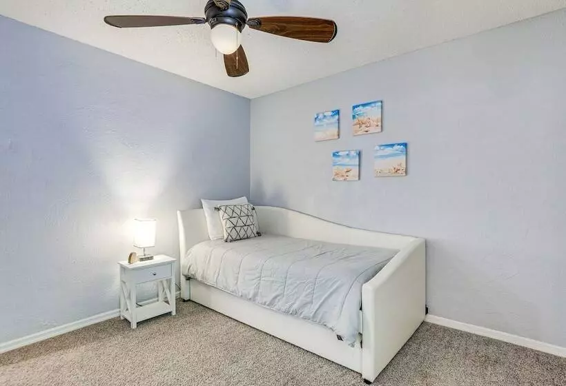 Pet Friendly Bradenton Home W/ Pool: 6 Mi To Beach