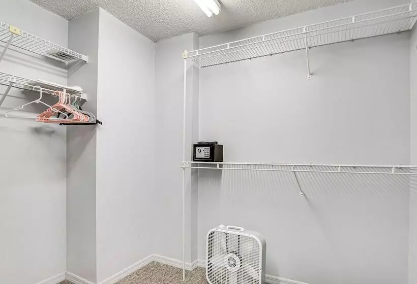 Pet Friendly Bradenton Home W/ Pool: 6 Mi To Beach