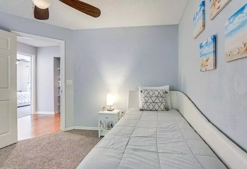 Pet Friendly Bradenton Home W/ Pool: 6 Mi To Beach