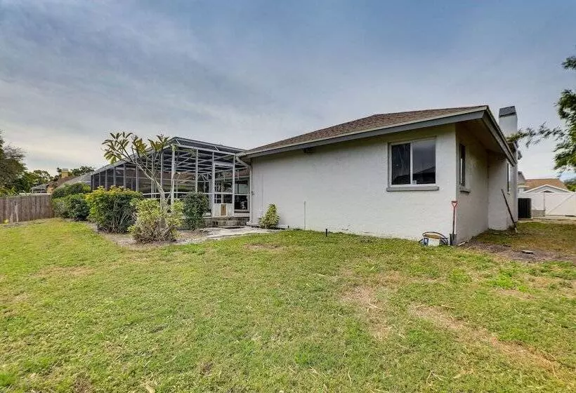 Pet Friendly Bradenton Home W/ Pool: 6 Mi To Beach