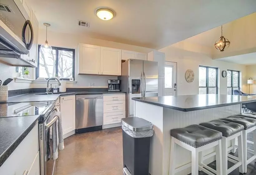 Grand Lake Of The Cherokees Home W/ Deck & Kayaks