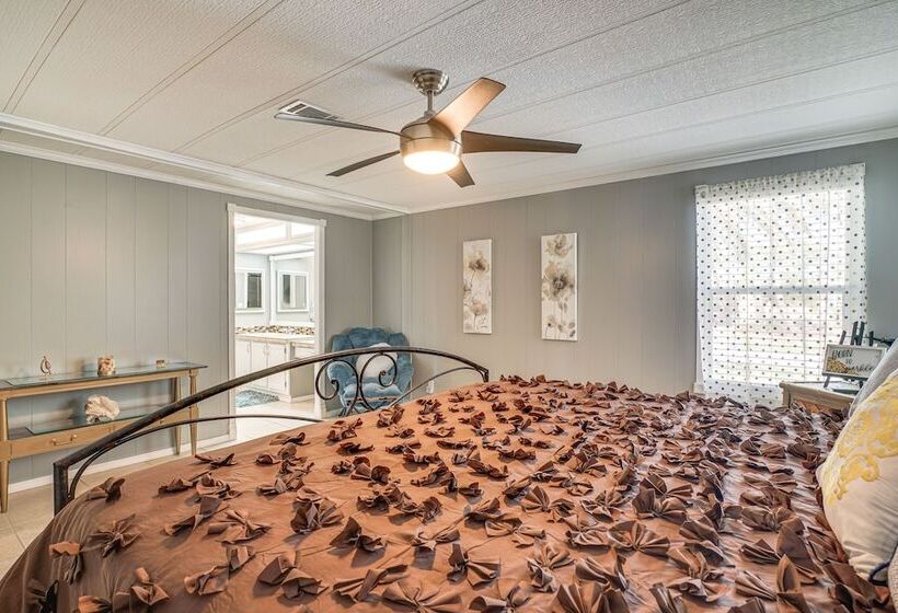 North Fort Myers Golf Retreat W/ Patio + View!