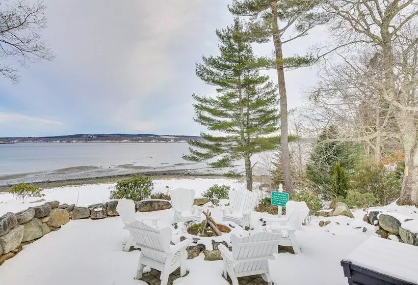 Oceanfront Mid Coast Maine Home W/ Private Beach!