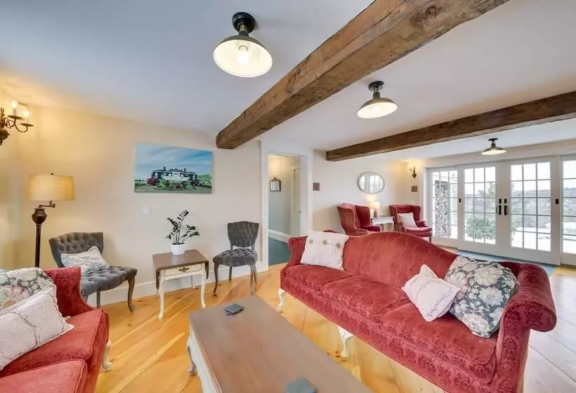 Oceanfront Mid Coast Maine Home W/ Private Beach!