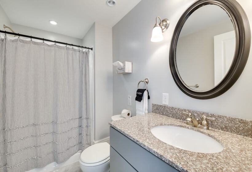 Oceanfront Mid Coast Maine Home W/ Private Beach!