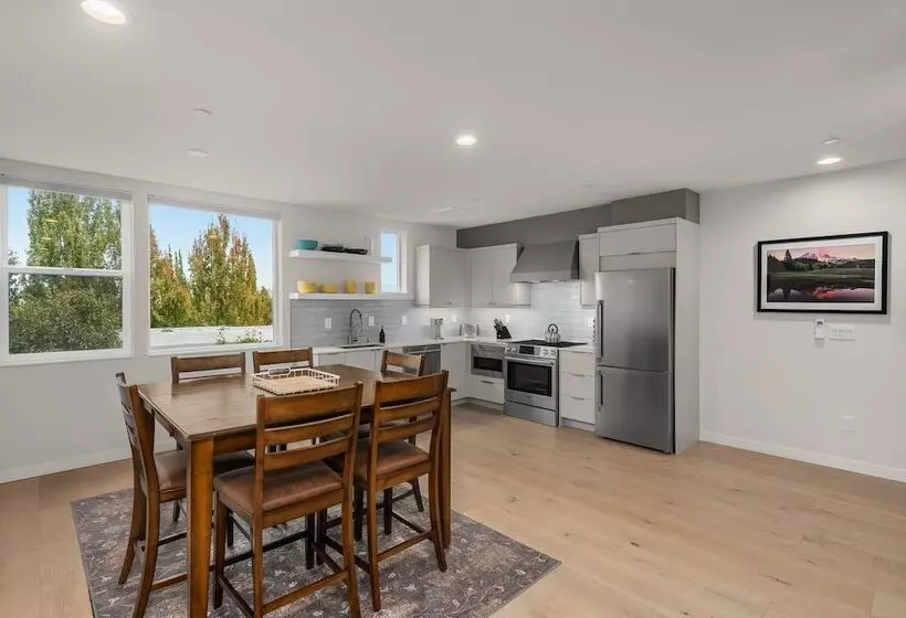 ペンション Back To The Future Sweet Suites