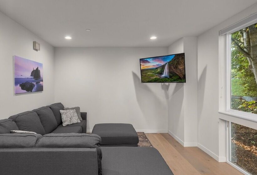 پانسیون Back To The Future Sweet Suites