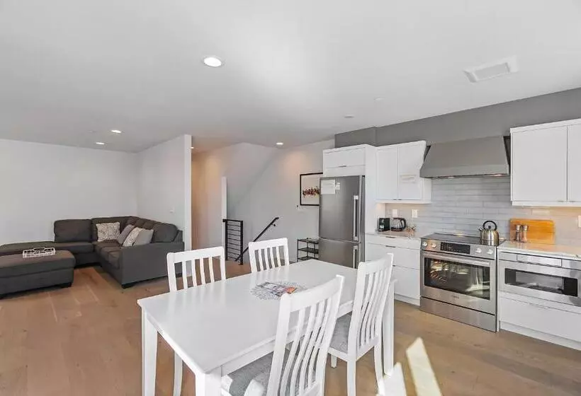 ペンション Back To The Future Sweet Suites