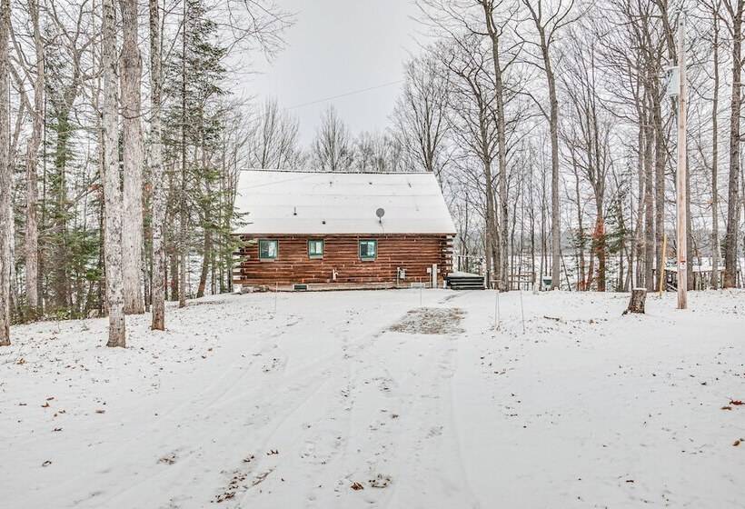 Rhinelander Waterfront Cabin W/ Deck & Fire Pit!