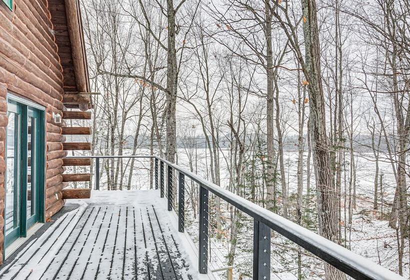 Rhinelander Waterfront Cabin W/ Deck & Fire Pit!