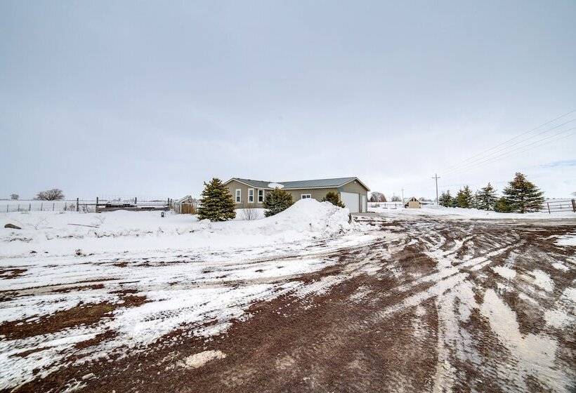 St Anthony Home W/ Horse Barn On 33 Acres!