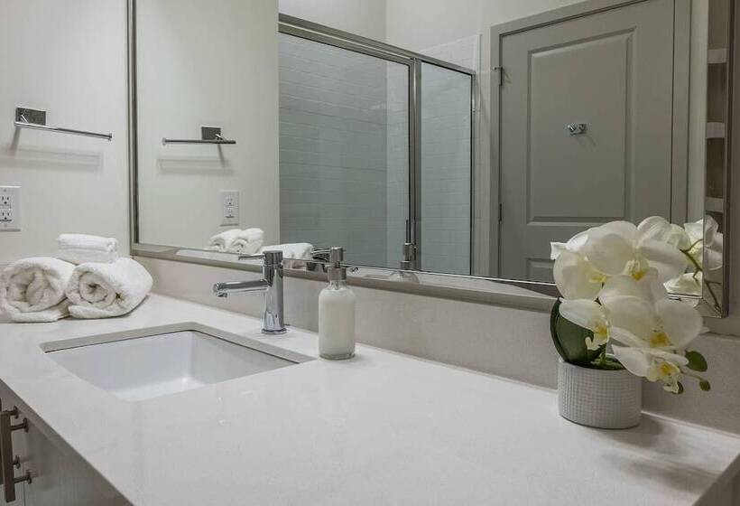 Two Charming Nulu Cozysuites