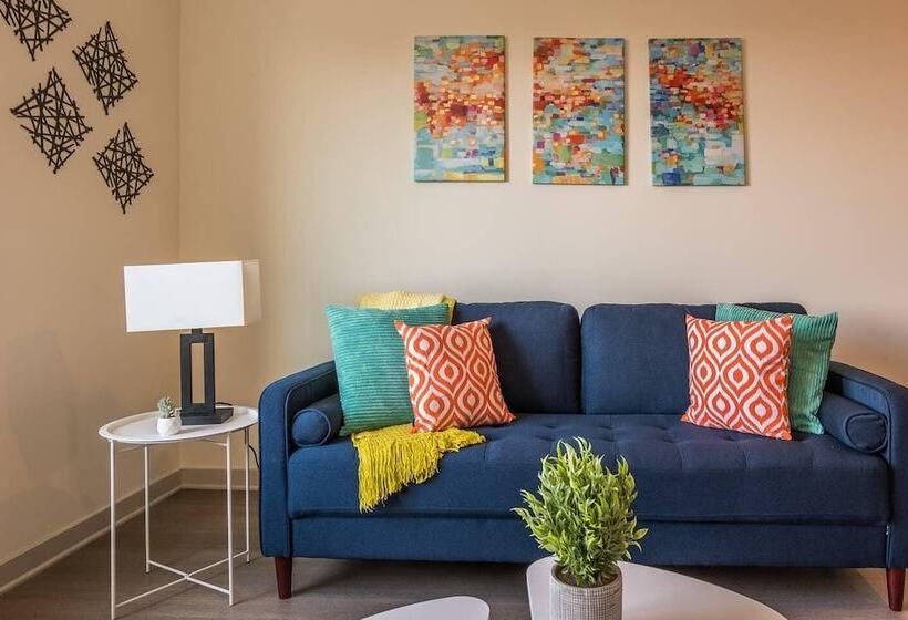 Two Charming Nulu Cozysuites