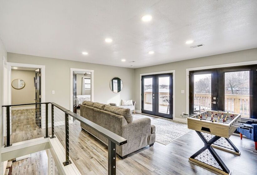 Boat Dock: Waterfront Lake Of The Ozarks Home