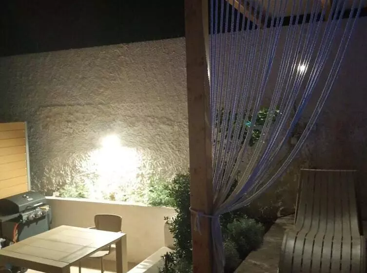 Zephyros Villas   Agios Nikitas
