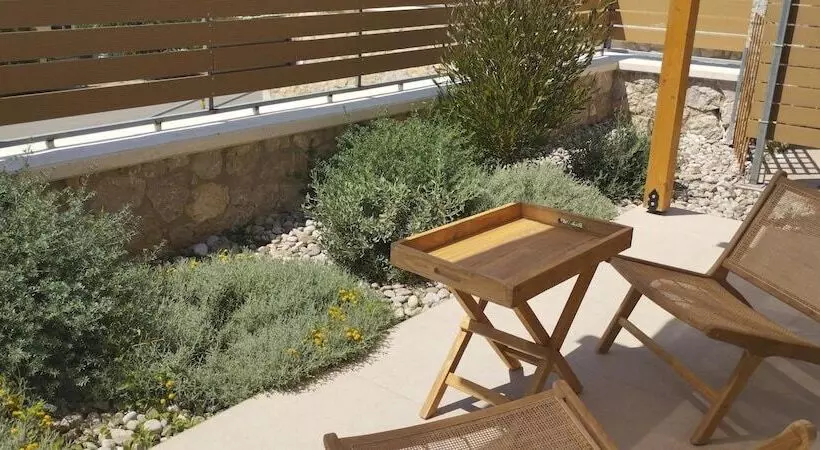 Zephyros Villas   Agios Nikitas