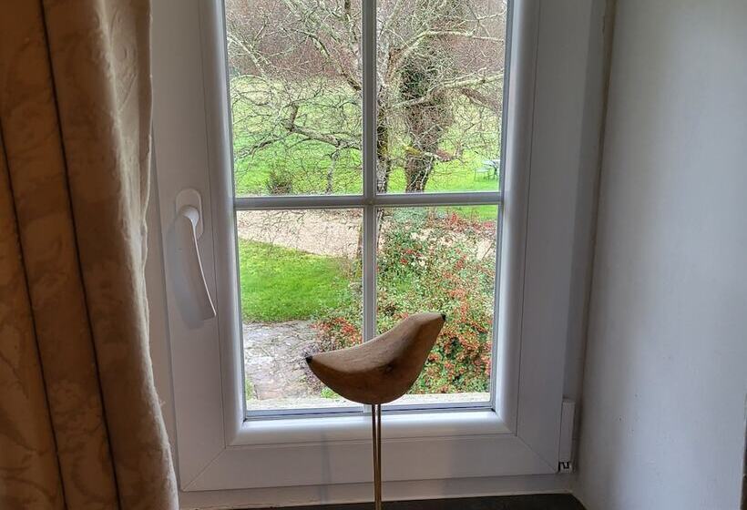 مبيت وإفطار Chambres D Hôtes Le Chemin