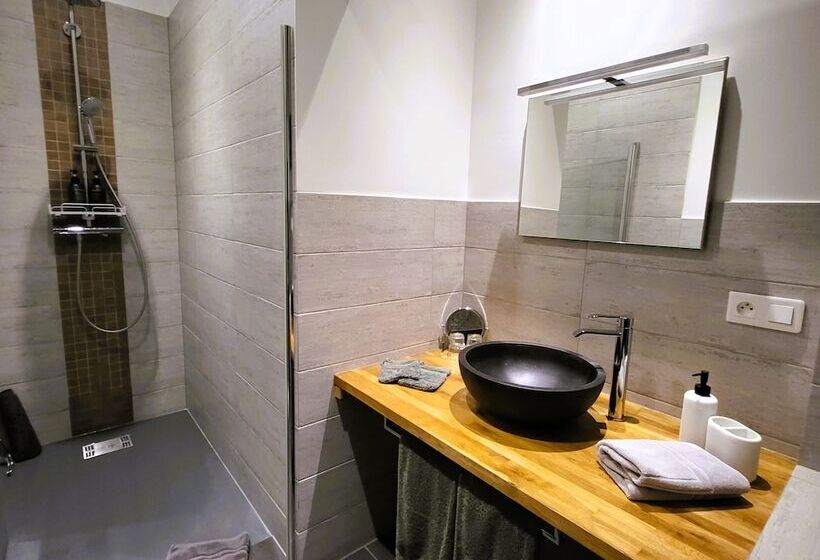 مبيت وإفطار Chambres D Hôtes Le Chemin