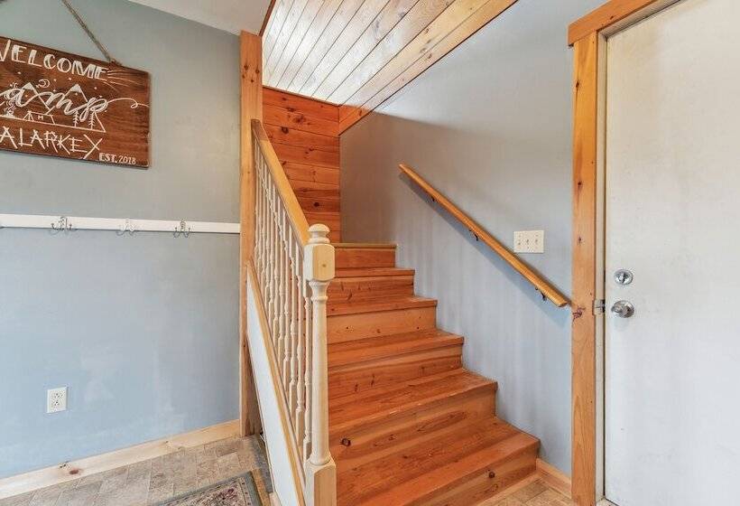 Canaseraga Malarkey Home 5 Mi To Skiing!