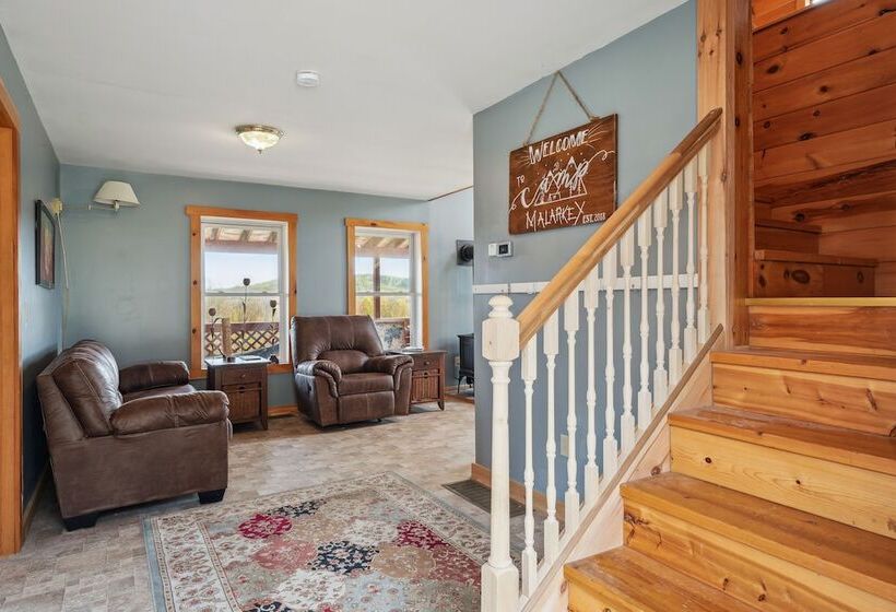 Canaseraga Malarkey Home 5 Mi To Skiing!