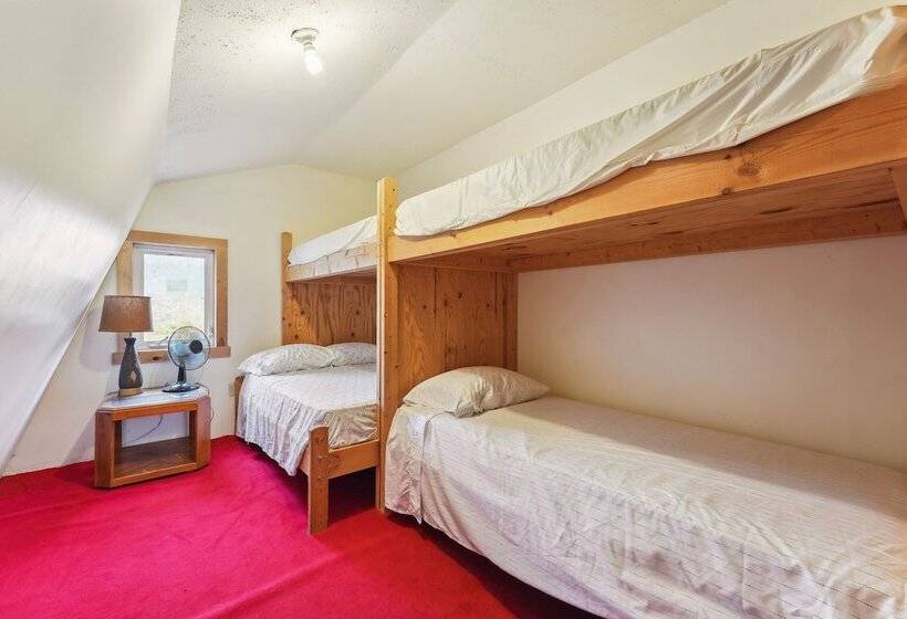 Canaseraga Malarkey Home 5 Mi To Skiing!