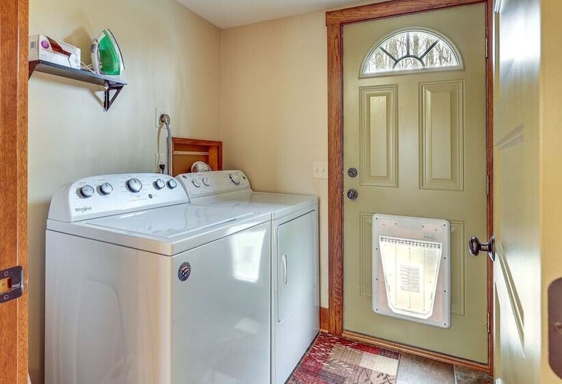 Happy Haven Hill  Cabin W/ Patio & Fire Pit!