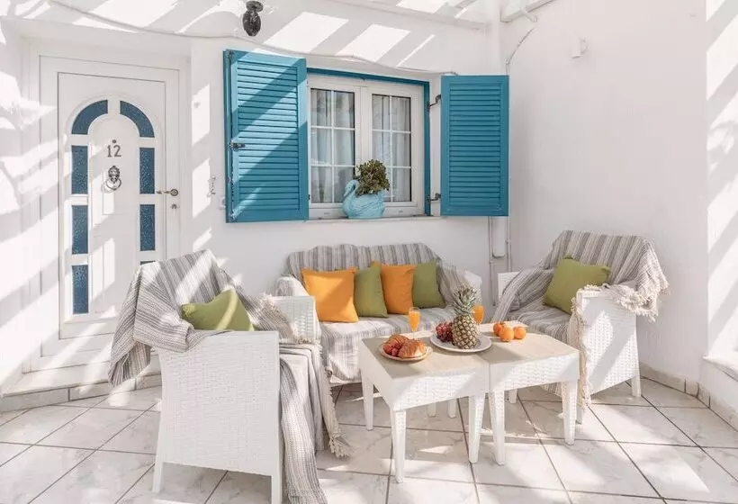 Dibellee Mykonos Boutique Studios