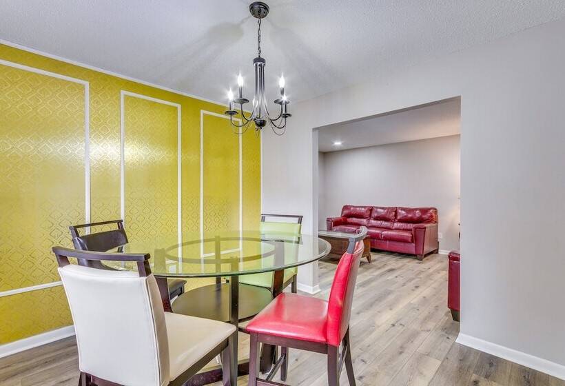 Pensacola Home W/ Private Yard: 7 Mi To Downtown!