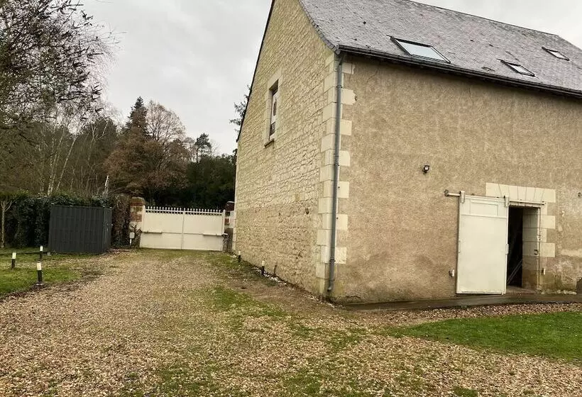 Majatalo A 2 Pas D Azay