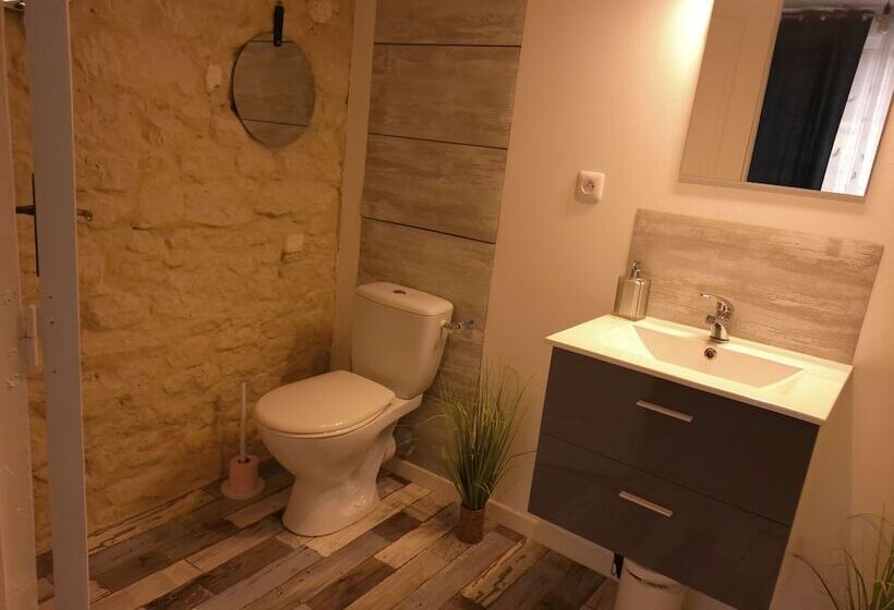 膳宿费 A 2 Pas D Azay