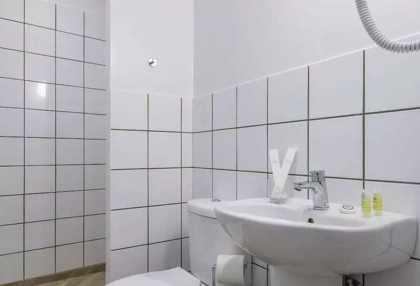 Majatalo Cabins Sleeping