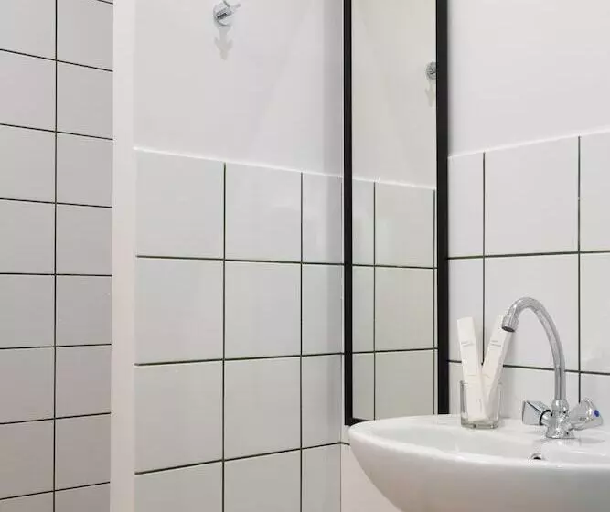 Majatalo Cabins Sleeping