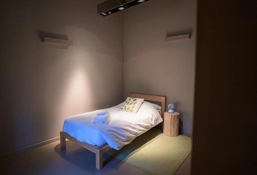 膳宿费 Farm House