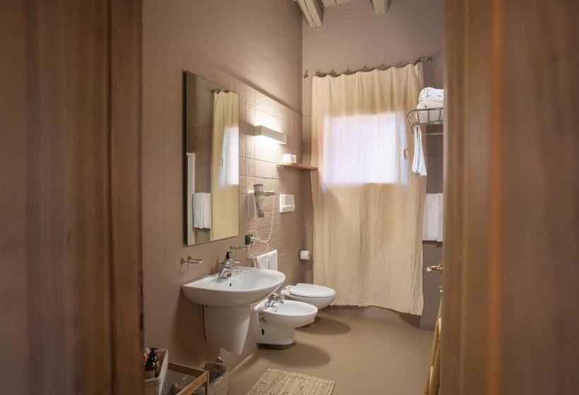 膳宿费 Farm House