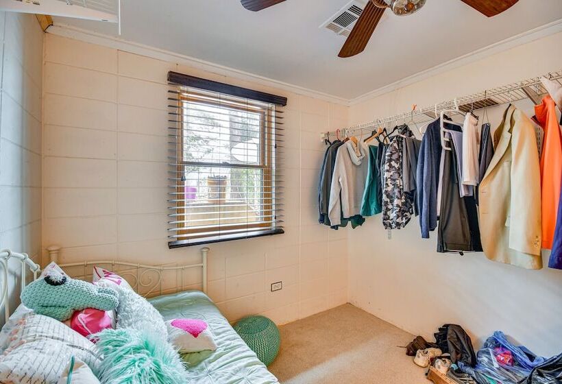 Rustic Valley Cottage W/ Boathouse On Lake Harding