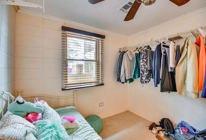 Rustic Valley Cottage W/ Boathouse On Lake Harding