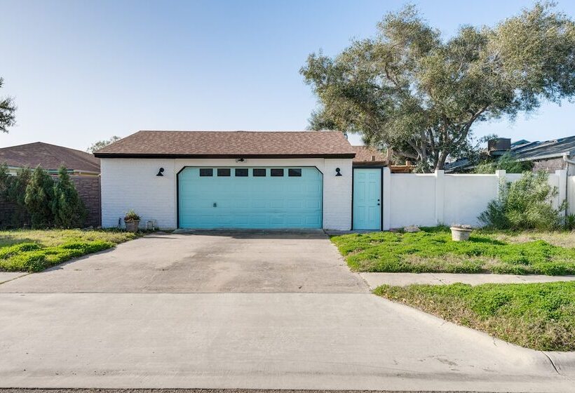 Scenic Home W/ Private Pool & Dock On Oso Bay!