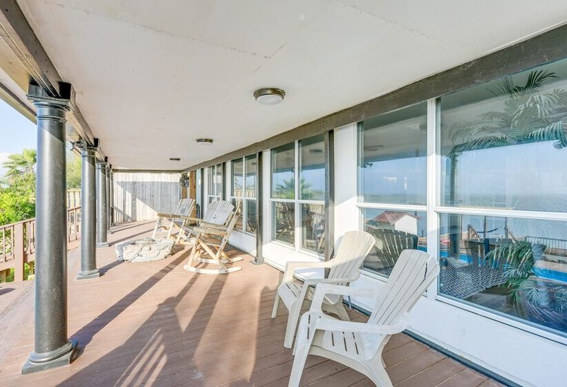 Scenic Home W/ Private Pool & Dock On Oso Bay!