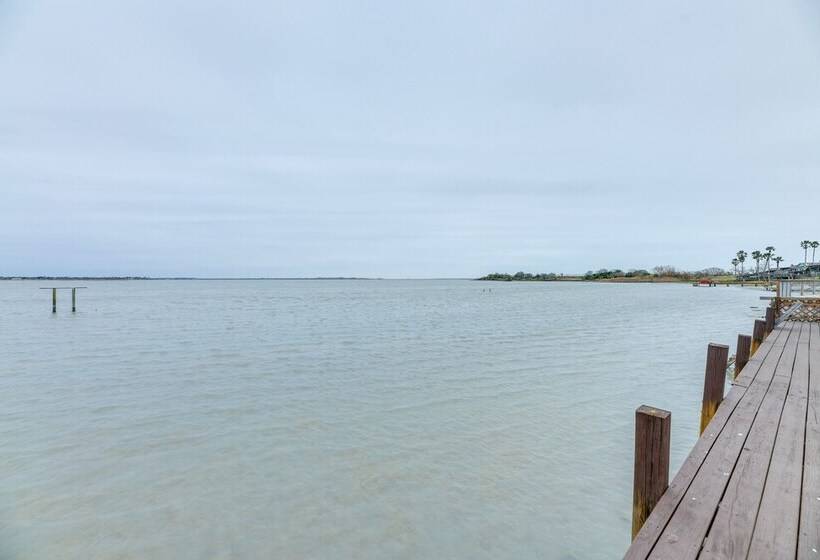 Scenic Home W/ Private Pool & Dock On Oso Bay!