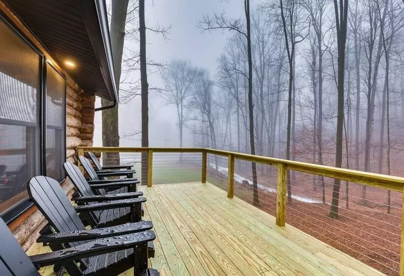 Secluded Naples Cabin W/ Deck & Stream Views