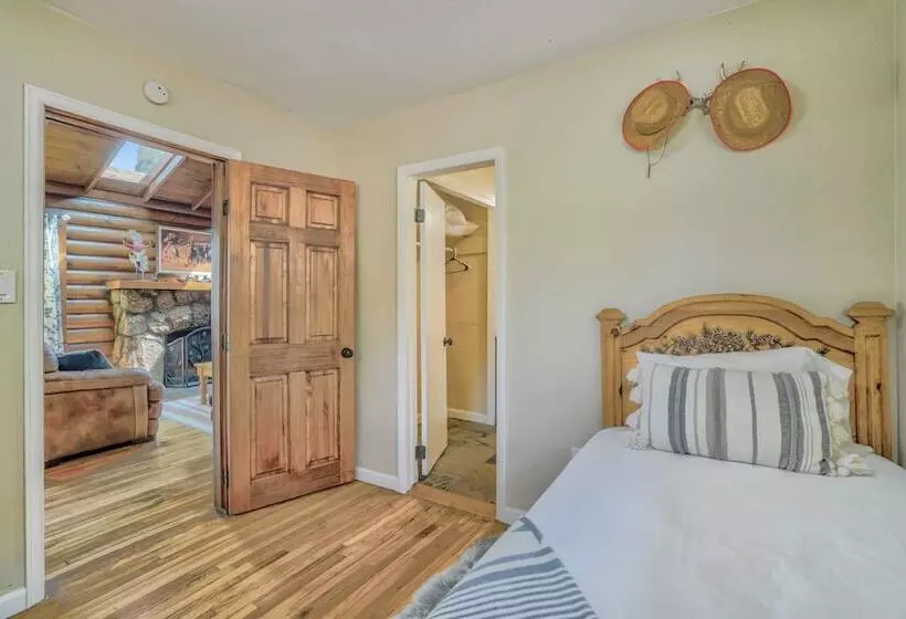 3bd Cowboy Cabin Pikes Peak Mountain Log Cabin