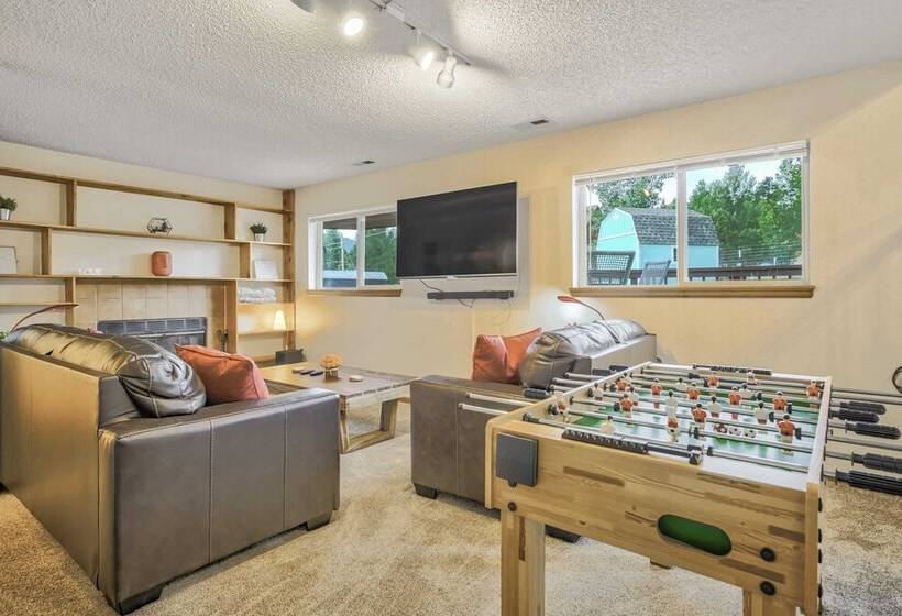 3brmountains & Hot Tubbring The Family