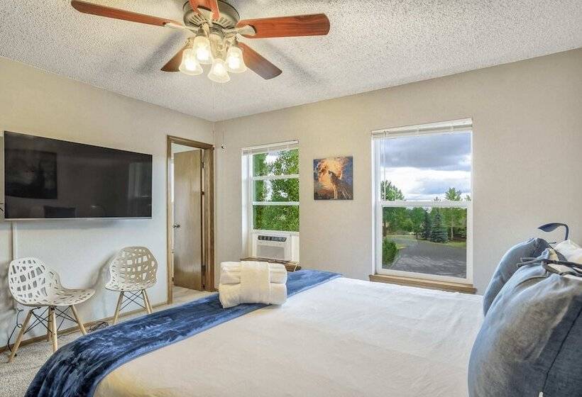 3brmountains & Hot Tubbring The Family