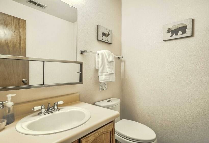 3brmountains & Hot Tubbring The Family