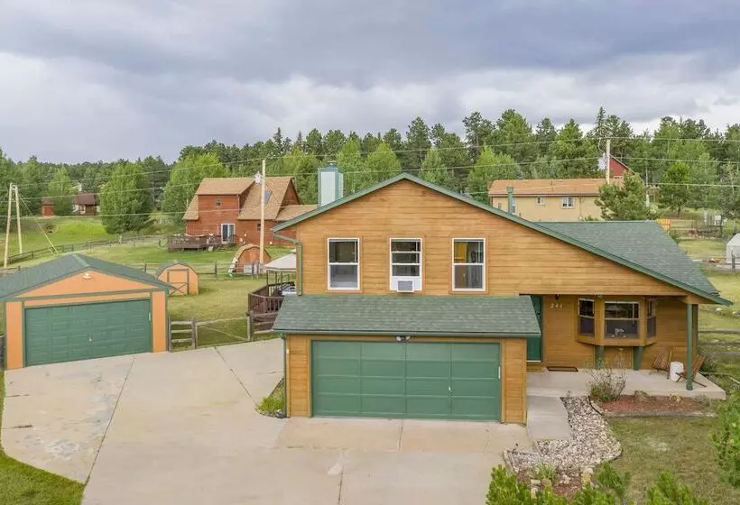 3brmountains & Hot Tubbring The Family