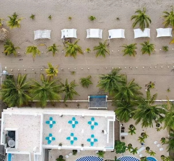 Apartahotel Isla Magica